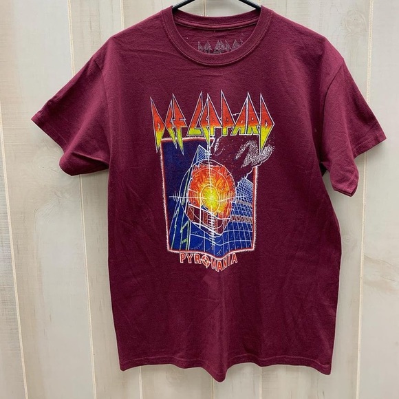 Vintage/Graphic T-Shirt(s) (PLS READ DESCRIPTION) - Picture 7 of 10